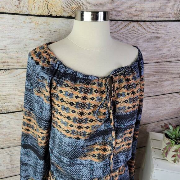 Wayf Women’s Multicolor Aztec Print Off-Shoulder Sheath‎ Mini Dress Size Medium - Picture 3 of 7